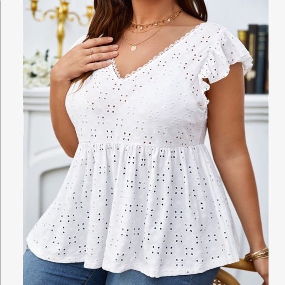 Plus Size Lace Eyelet Embroidered Back bow Top Blouse Shirt - Picture 4 of 14